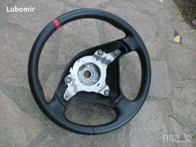 Волан, трилъчев, спортен - оригинален Аudi A3 - с дупчена кожа ! , снимка 8 - Аксесоари и консумативи - 52458974