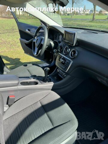 Mercedes-Benz A180 Blueefficiency, снимка 6 - Автомобили и джипове - 36183182