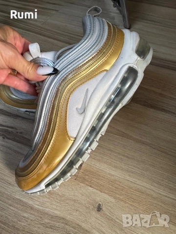 Оригинални маратонки Nike Air Max 97 Metallic Gold! 39 н, снимка 2 - Маратонки - 52188589