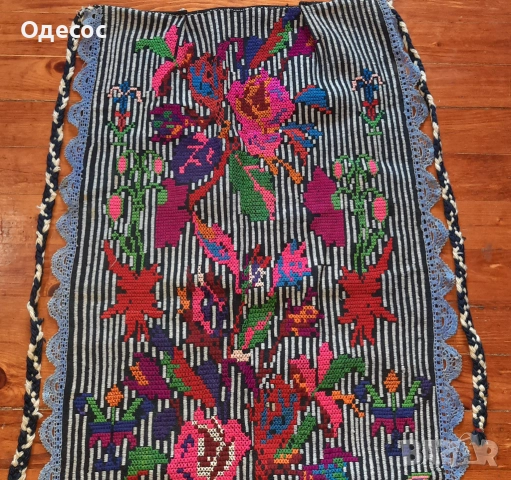 Автентична престилка  за носия от Суворово,Варненско, снимка 4 - Антикварни и старинни предмети - 52931272