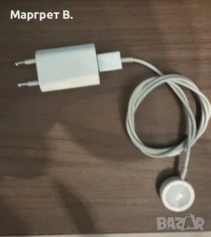 Apple Watch Series 6 44 mm Gold Aluminum + много каишки и аксесоари , снимка 3 - Смарт часовници - 55742693
