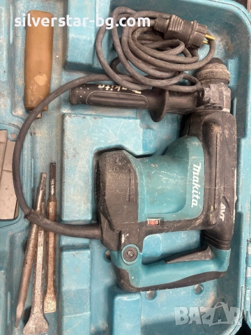Екектрически  Перфоратор MAKITA HR3210C, снимка 5 - Перфоратори - 53768048