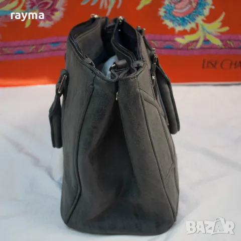 Нова сива дамска чанта Laura Biagiotti, снимка 7 - Чанти - 47989287