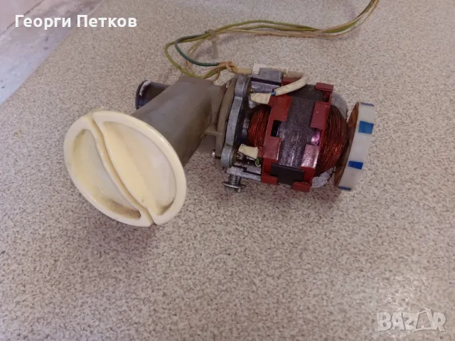 Водна помпа за пералня Вятка автомат 5кг. - 40 €.