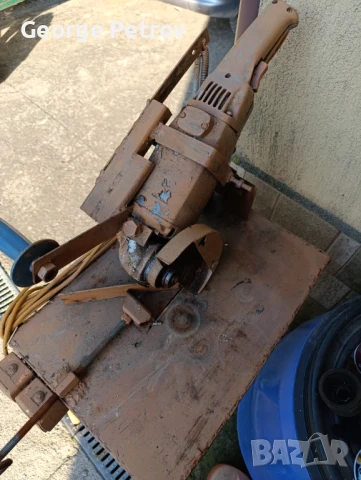 Ъглошлайф с фиксатор