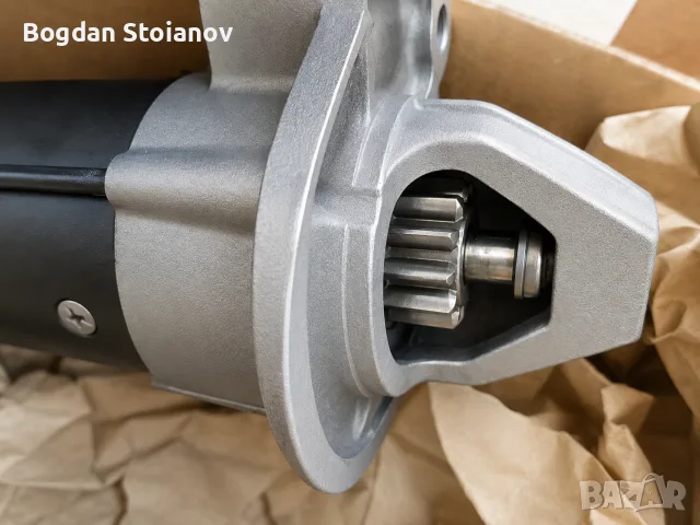 Оригинален BOSCH стартер 12V 1.7kW – 0001174601 / 9675660680 – Peugeot Citroën Opel DS Toyota, снимка 2 - Части - 55887784