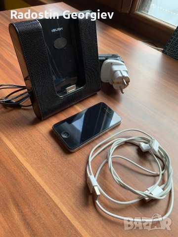 iPhone 4s със аудио зарядна станция, снимка 3 - Apple iPhone - 53770656