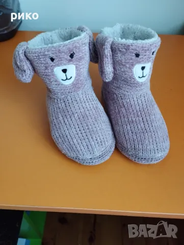 Пантофи , снимка 14 - Детски пантофи - 47642801