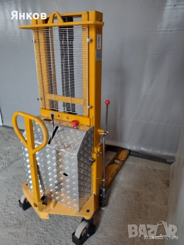 Стакер електрически, снимка 3 - Индустриална техника - 53713875