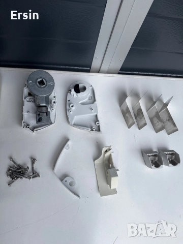 Цял Комплект капачки и Редуктор - -  (Колянов механизъм) За Тента Thule Omnistor (стенен монтаж) , снимка 15 - Палатки - 52045273