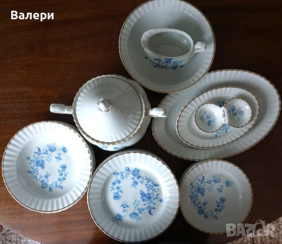 Сервиз за хранене-порцелан със златен кант, български-26 части, снимка 11 - Сервизи - 52910608