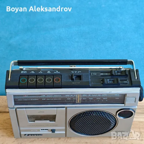 Радиокасетофон Sanyo M2429FZ (1982 г.), снимка 3 - Радиокасетофони, транзистори - 55875673
