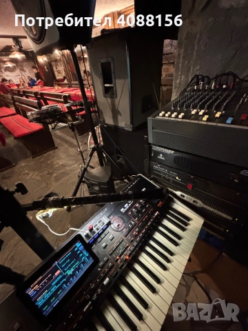 Стойка  за Два клавира  Перфектна100 евро , снимка 3 - Други - 53526898