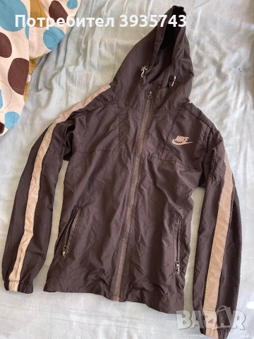 Nike яке горница , снимка 2 - Спортни дрехи, екипи - 50503039