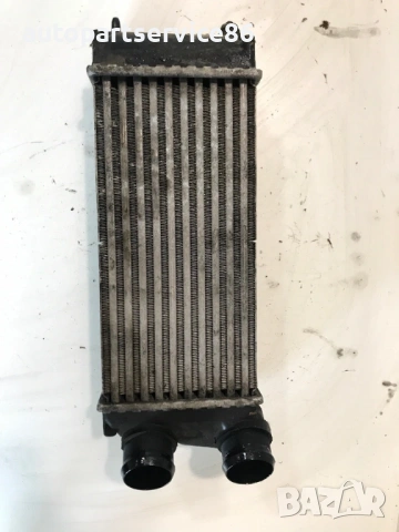 Интеркулер радиатор за Peugeot 307 1.6 HDI(2006) 9648551880, снимка 2 - Части - 53618887