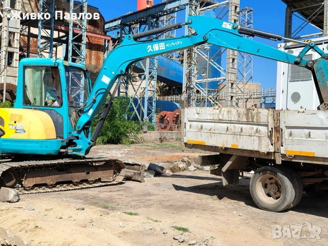 предлагам услуги с багер 6т.и бус самосвал!