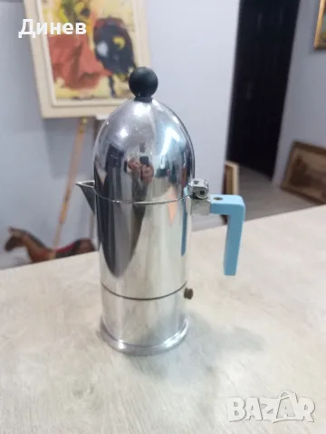 Дизайнерска алуминиева кафеварка Alessi "La Cupola" (6 чаши / 22 см) – Aldo Rossi, снимка 8 - Антикварни и старинни предмети - 55943339