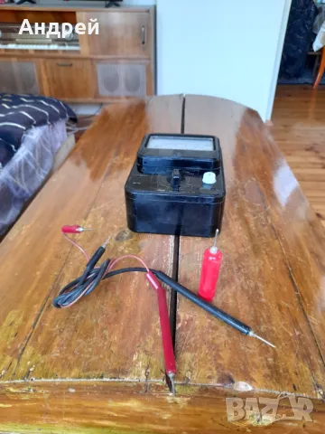 Стар мултицет Sanwa, снимка 2 - Антикварни и старинни предмети - 49260440