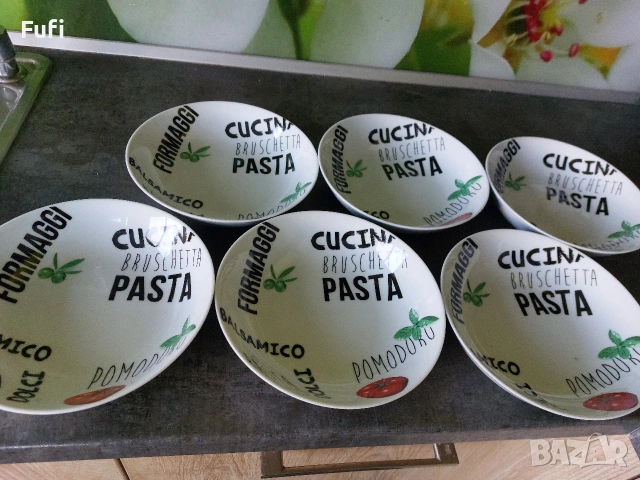 11 евро , за 6 броя нови чинии, дълбоки С етикет, порцелан, 700 мл вместимост 