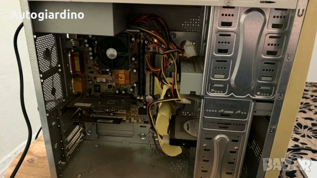 Ретро компютър Windows XP + 17" Samsung монитор – Geforce 2 MX, Floppy, CD-ROM, снимка 4 - За дома - 53785816