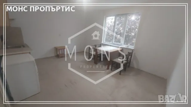 Къща с двор в гр. Севлиево, снимка 5 - Къщи - 50193052