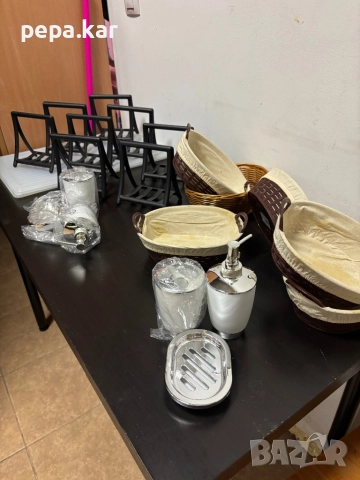 Панерче за хляб,Салфетници,комплект за мивка и баня