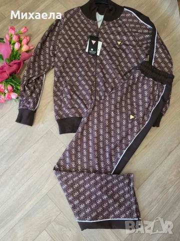 Дамски комплекти Guess - два цвята - 45€, снимка 4 - Спортни екипи - 55981645