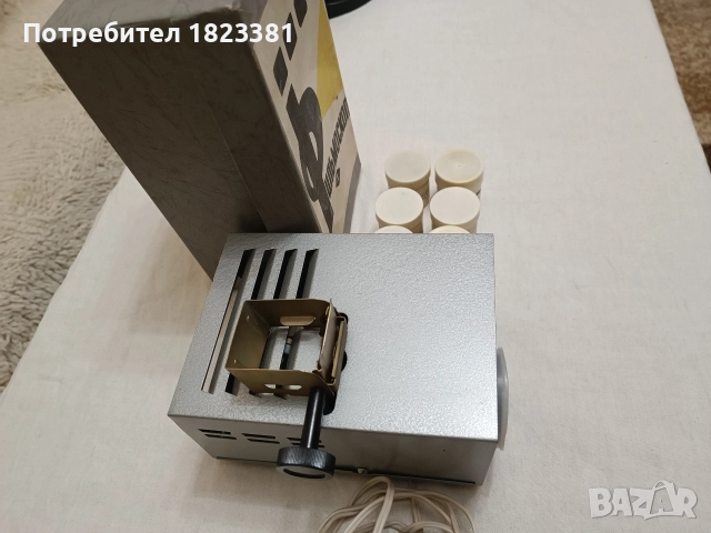 Ретро прожекционен апарат, снимка 4 - Друга електроника - 52859461