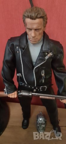 Топ фигура Терминатор t800 Arnold, снимка 1
