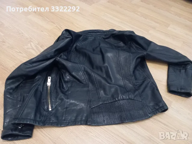 Яке от 100% Естествена Кожа Bershka (Размер L- отговаря на М) / Real Leather Jacket Bershka , снимка 3 - Якета - 56019143
