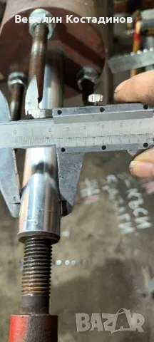 Продавам хидравличен цилиндър, снимка 3 - Резервни части за машини - 47517560