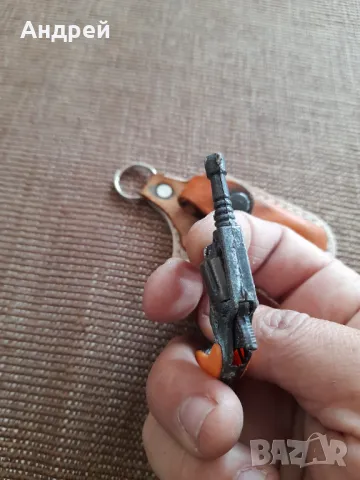 Стар ключодържател Капсов пистолет #5, снимка 4 - Колекции - 47894733
