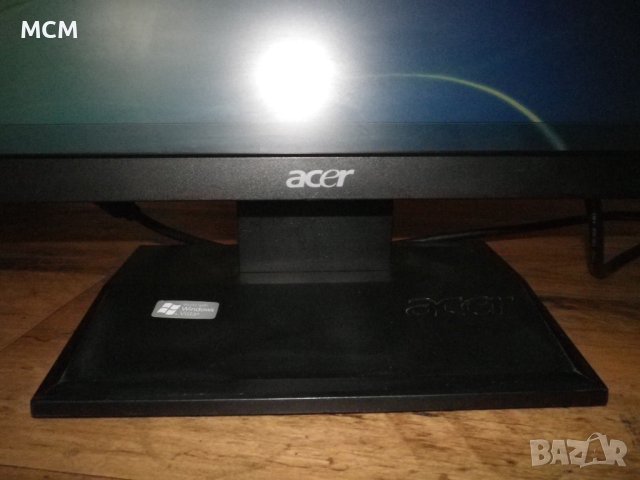 Качествен монитор Acer V193W, снимка 4 - Монитори - 42007580