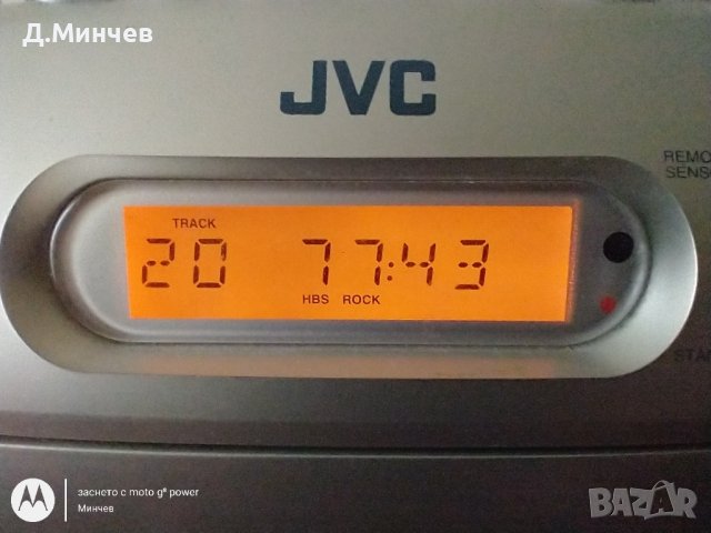 Радиокасетофон и CD плеър  JVC RC-EZ35