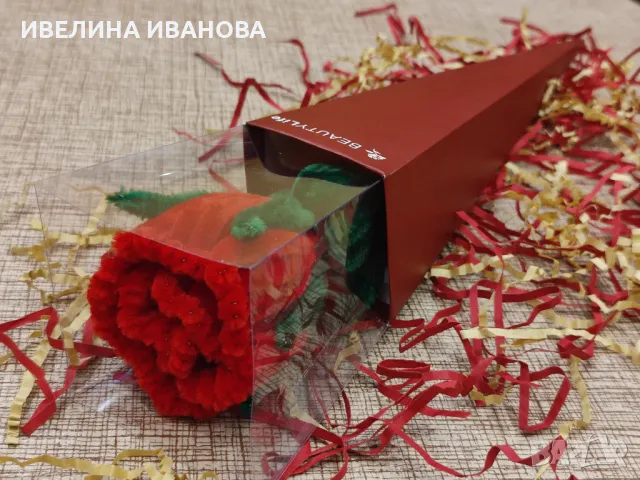 Роза от плюшени телени пръчици , снимка 4 - Други - 49455471