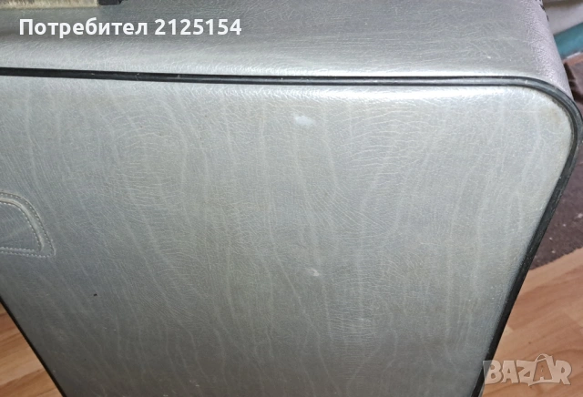 Голям соц куфар с колелца ,сив металик., снимка 3 - Други стоки за дома - 53138562