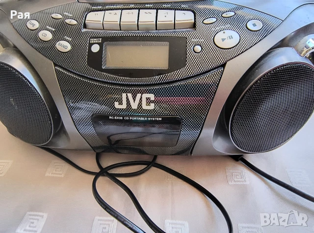 JVC Радиокасетофон с CD, тип RC-EX30B, цифрово настройване, снимка 3 - Радиокасетофони, транзистори - 50816297