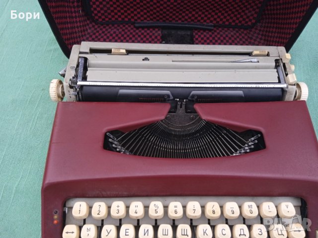 Пишеща машина БДС, снимка 6 - Други ценни предмети - 35666653