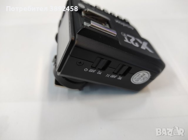 Продавам,fuji xt-4-батерия,синхронизатор за светкавица Godox, грип small rig за фотокамера fuji xt-4, снимка 4 - Светкавици, студийно осветление - 44149576