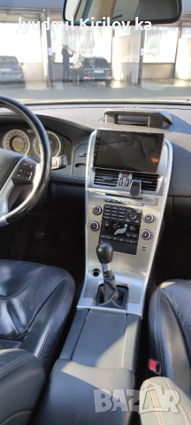 Volvo XC60, снимка 11 - Автомобили и джипове - 53577221