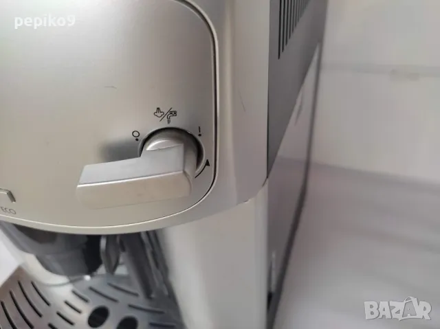 Продавам кафемашини внос от Германия  кафе машина робот пълен автомат Delonghi CAFFE VENEZIA, снимка 2 - Кафемашини - 49311321