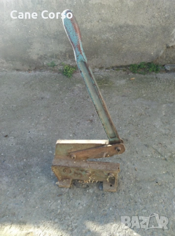 Наковалня, менгеме, гилотина, снимка 3 - Други инструменти - 53483008