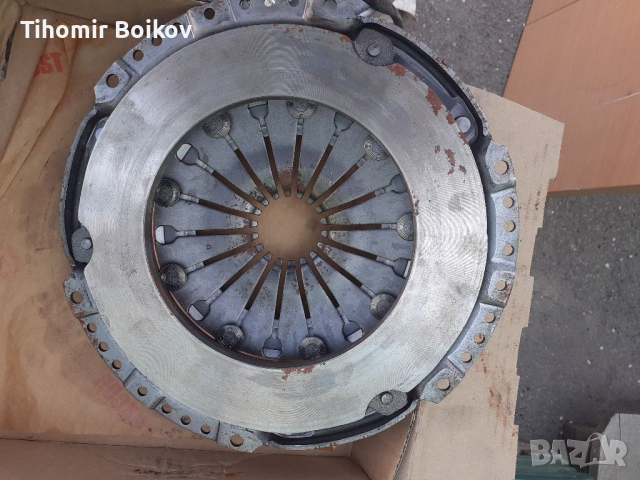 Притискателен диск за VW Sharan 95-00г.174нр., снимка 2 - Части - 36246643