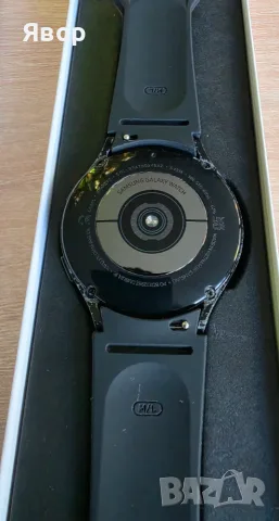 Smart часовник Samsung Galaxy Watch4 44mm SM-R870 (пълен комплект и аксесоари), снимка 3 - Смарт часовници - 55971158