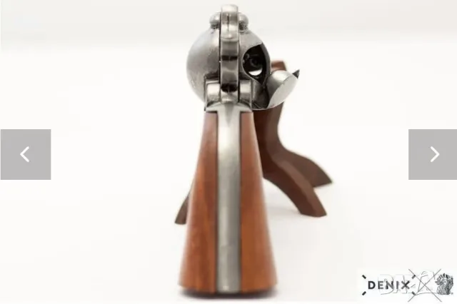 Револвер Peacemaker, калибър .45, 4.75", САЩ 1873 год., Denix, 1186/G, снимка 9 - Антикварни и старинни предмети - 56166493