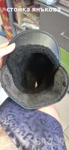 Продавам кожена мъжка ушанка, снимка 4 - Шапки - 51327842