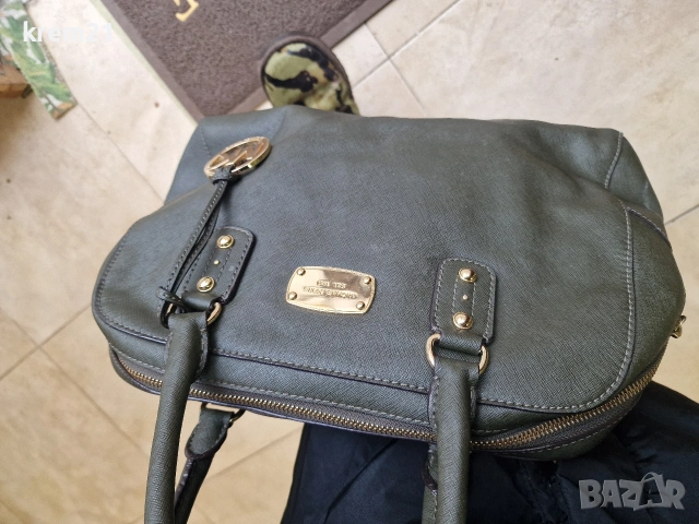 Michael Kors Cindy зелена дамска чанта, снимка 8 - Чанти - 53218547