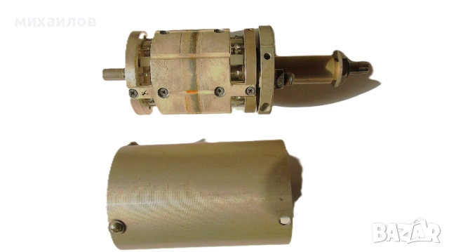 кондензатор, снимка 2 - Друга електроника - 52401064