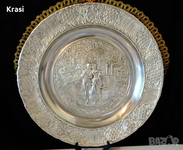 Калаена чиния,пано,картина Влюбени 31 см.,калаена сватба. , снимка 9 - Антикварни и старинни предмети - 47644067