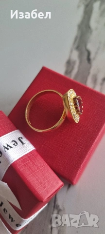 Позлатен пръстен с натурален гранат и диаманти, снимка 4 - Пръстени - 53592942